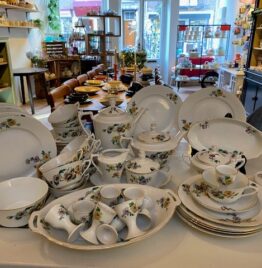 12 personen ontbijt high tea Gruyter servies