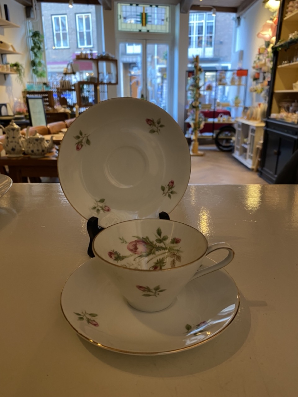 Aanbetaling Nancy Bavaria Gold serviesset 12 personen ( bij ophalen €200 nog voldoen) - Afbeelding 4