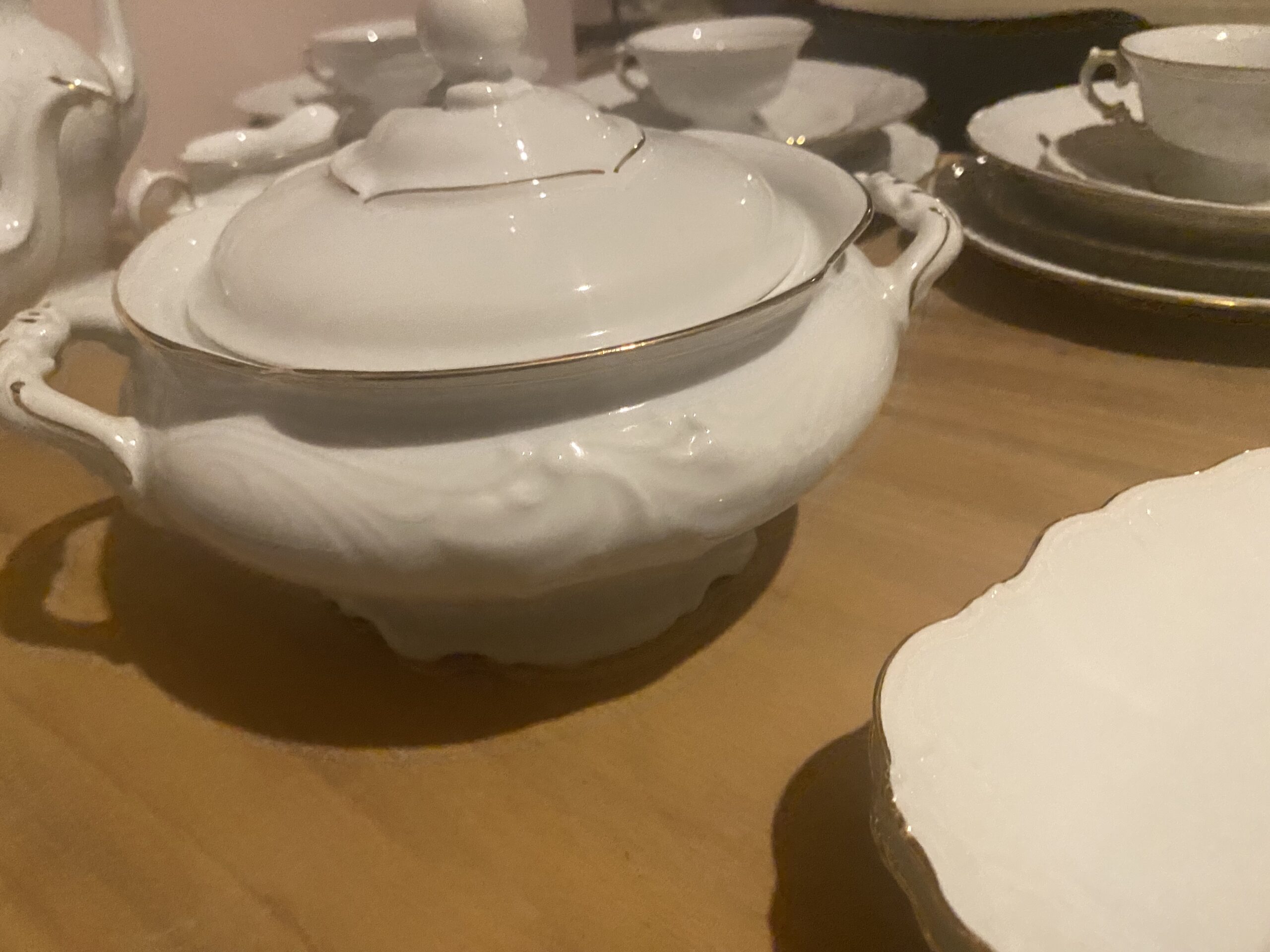 Wawel serviesset wit/goud voor 12 personen - Afbeelding 17