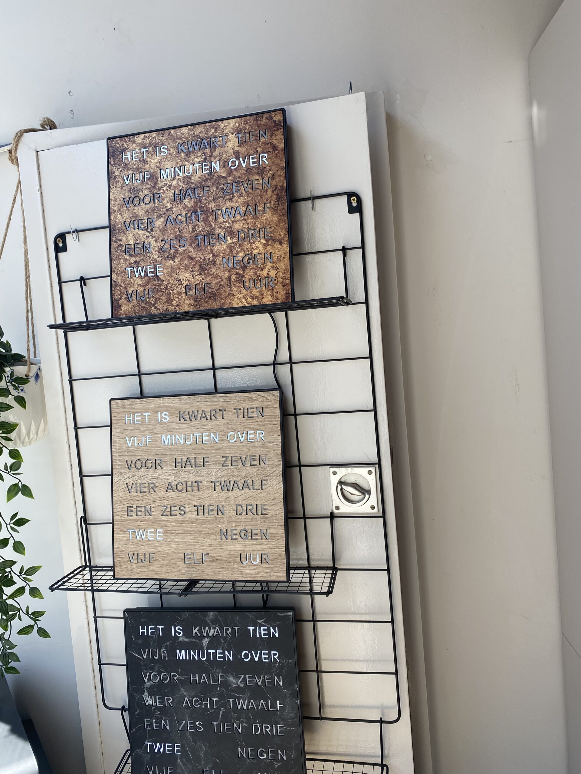 Woordklok Wood 28/28 - Afbeelding 4